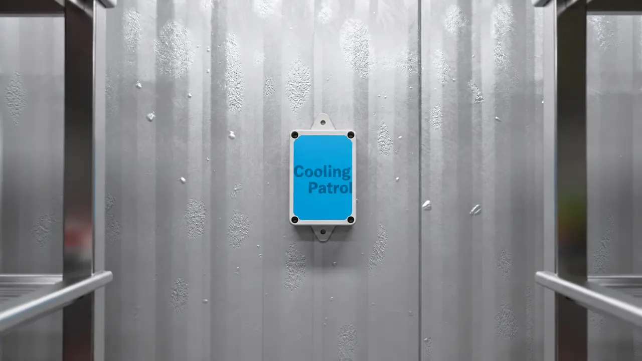 Sensor Cooling Patrol colocado en la pared de la cámara frigorífica